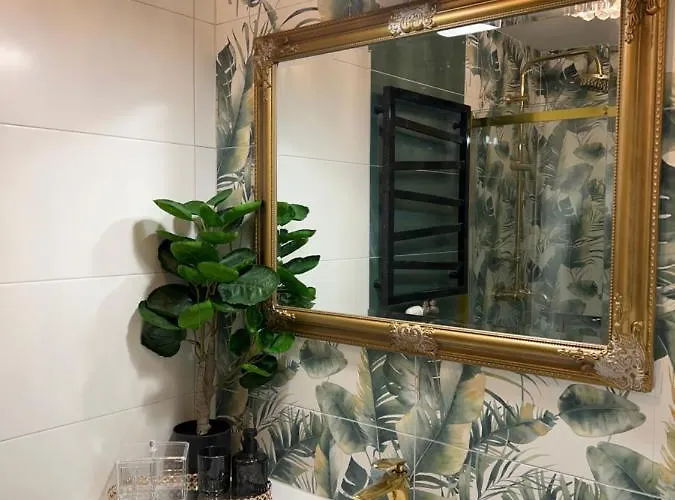 Апартаменты Comfort Zone B *